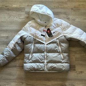 Nike storm fit prima loft winter jacket